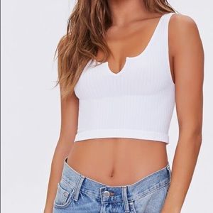 Forever 21 crop top 🤍
